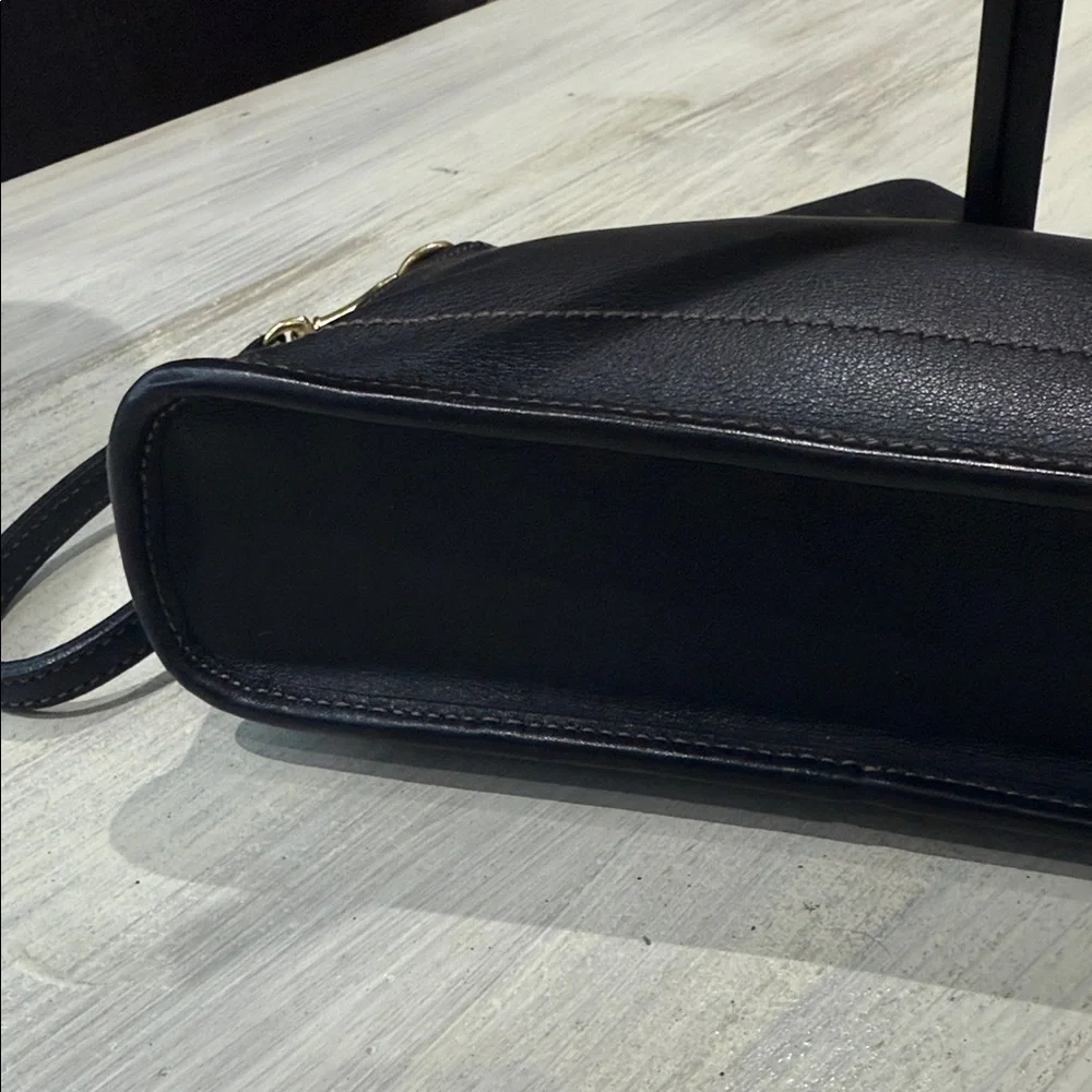 Vintage Coach SoHo Large Black Leather Wristlet Clutch- EUC